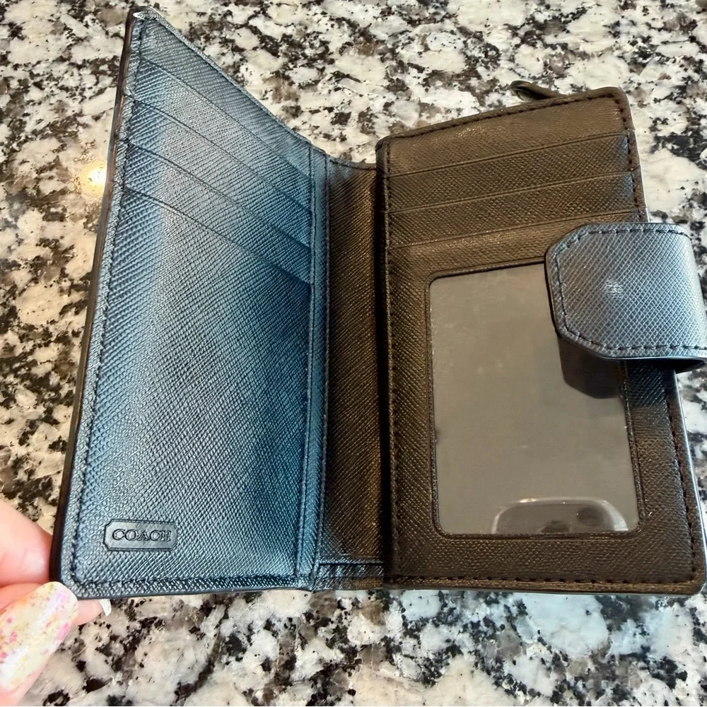 Coach Black Crossgrain Leather Medium Corner Zip Wallet